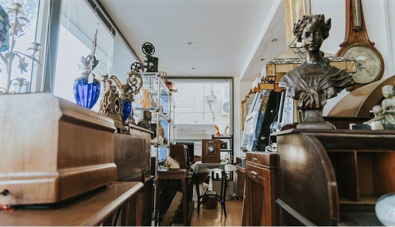 Peter's Antiques